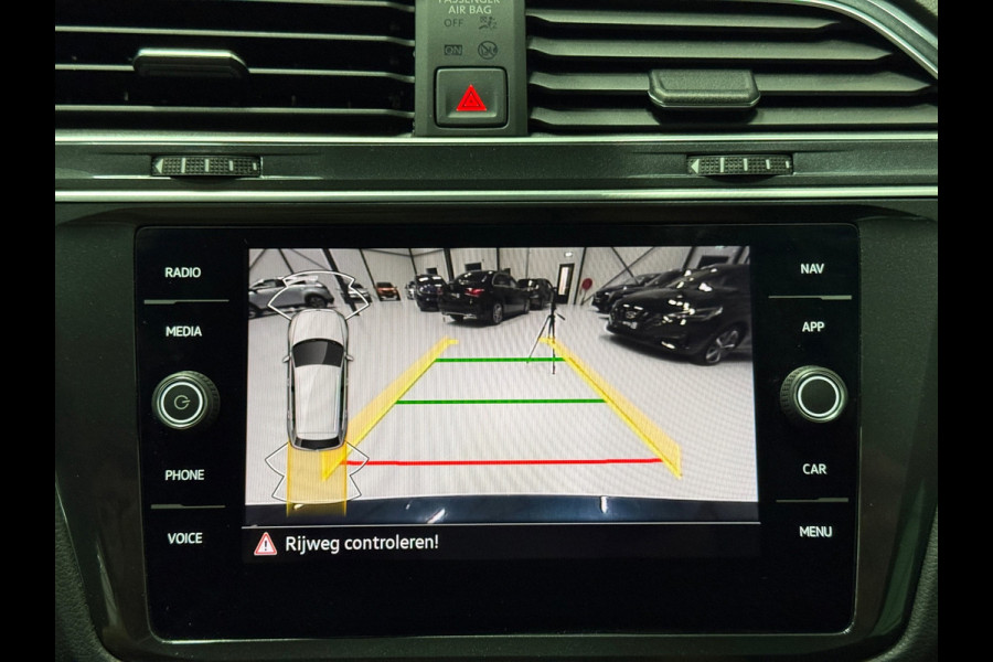 Volkswagen Tiguan EHybrid 245 PK Life Aut.| Navigatie | Camera |Virtual Cockpit|LED| ACC | Stoelverwarming