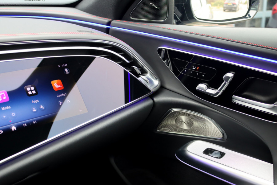 Mercedes-Benz E-Klasse Estate AMG 53 4MATIC+ Premium+ | 612pk | Hyperscreen | Achterasbesturing | Distronic+ | Burmester | Trekhaak | HUD | Verwarmd Stuurwiel | Digital Light | 3D-Display |