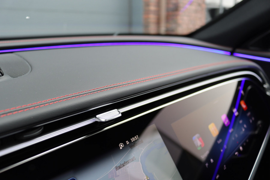 Mercedes-Benz E-Klasse Estate AMG 53 4MATIC+ Premium+ | 612pk | Hyperscreen | Achterasbesturing | Distronic+ | Burmester | Trekhaak | HUD | Verwarmd Stuurwiel | Digital Light | 3D-Display |