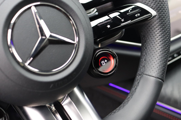 Mercedes-Benz E-Klasse Estate AMG 53 4MATIC+ Premium+ | 612pk | Hyperscreen | Achterasbesturing | Distronic+ | Burmester | Trekhaak | HUD | Verwarmd Stuurwiel | Digital Light | 3D-Display |