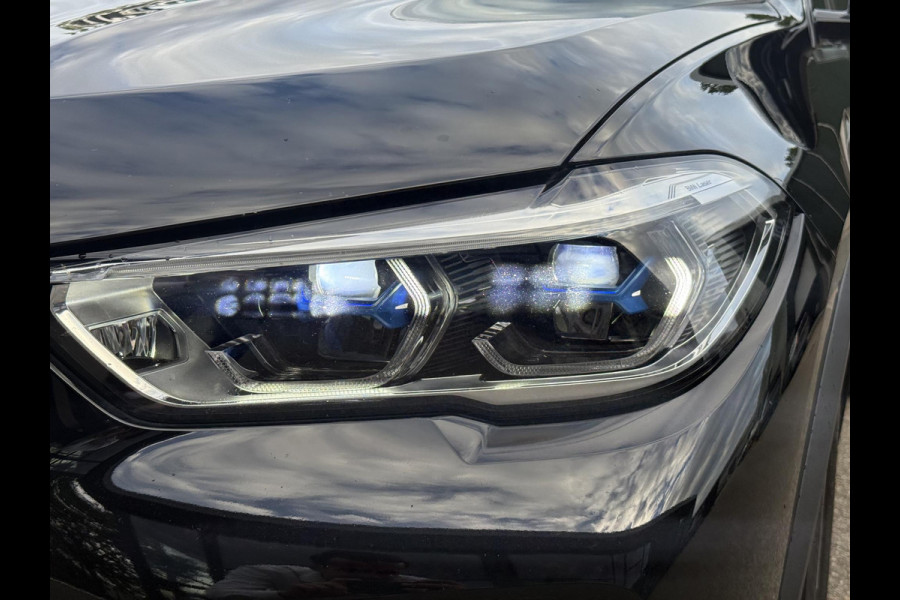 BMW X5 xDrive45e High Executive VAN: € 61.900- VOOR: € 59.877,- UW HERFSTVOORDEEL: € 2.023,-| LASER LED| ELEKTRISCHE TREKHAAK | PANO| HUD| BMW DEALER ONDERHOUDEN| DRIVING ASS. PROFF| KEYLESS | MEMORY STOEL| DODE HOEK SENSOR|