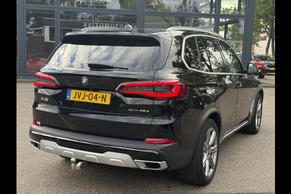 BMW X5 xDrive45e High Executive VAN: € 61.900- VOOR: € 59.877,- UW HERFSTVOORDEEL: € 2.023,-| LASER LED| ELEKTRISCHE TREKHAAK | PANO| HUD| BMW DEALER ONDERHOUDEN| DRIVING ASS. PROFF| KEYLESS | MEMORY STOEL| DODE HOEK SENSOR|