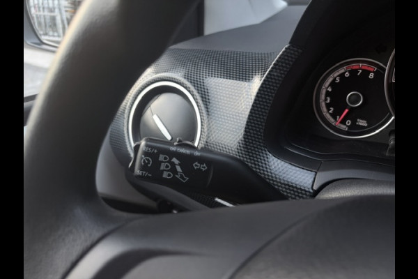 Volkswagen up! 1.0 BMT high up!|Cruise|PDC|Bluetooth|5 deurs|