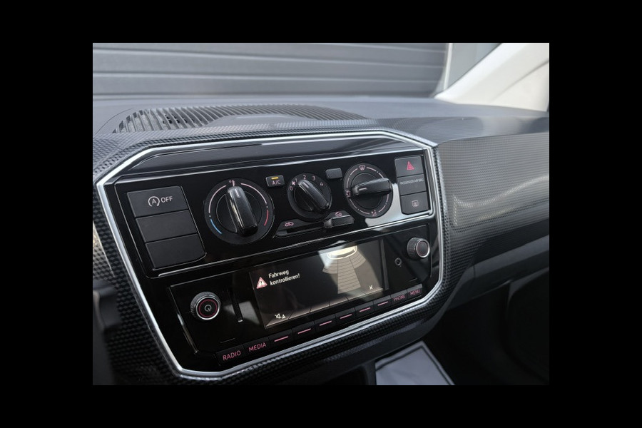 Volkswagen up! 1.0 BMT high up!|Cruise|PDC|Bluetooth|5 deurs|