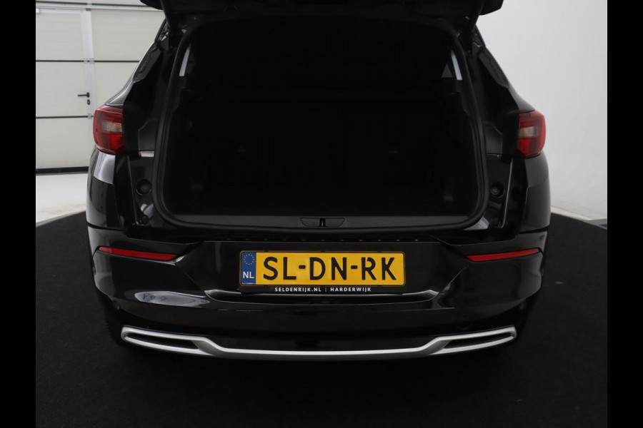 Opel Grandland X 1.6 Turbo Plug-In Hybrid Business Elegance | Cruise control | Dodehoek detectie | Camera | Park assist | Carplay | LED | Elektrische achterklep