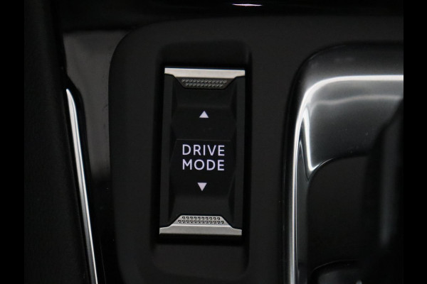 Opel Grandland X 1.6 Turbo Plug-In Hybrid Business Elegance | Cruise control | Dodehoek detectie | Camera | Park assist | Carplay | LED | Elektrische achterklep