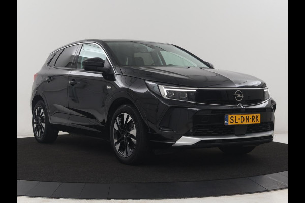 Opel Grandland X 1.6 Turbo Plug-In Hybrid Business Elegance | Cruise control | Dodehoek detectie | Camera | Park assist | Carplay | LED | Elektrische achterklep