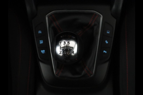 Ford Focus 1.0 EcoBoost ST Line Business | B&O Sound | Camera | LED | Navigatie |