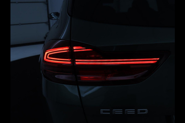 Kia Ceed Sportswagon 1.6 GDI PHEV ExecutiveLine | Pano.Dak | Stoelverwarming/Ventilatie | Apple Carplay |