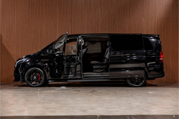 Mercedes-Benz Vito 119 CDI Extra Lang DC | AMG | Marge | BTW Vrij | Camera | Navigatie | L+R Schuifdeur | CarPlay | Trekhaak | Lederen bekleding | Stoelverwarming | Nieuwe APK