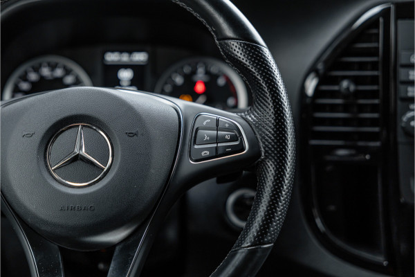 Mercedes-Benz Vito 119 CDI Extra Lang DC | AMG | Marge | BTW Vrij | Camera | Navigatie | L+R Schuifdeur | CarPlay | Trekhaak | Lederen bekleding | Stoelverwarming | Nieuwe APK