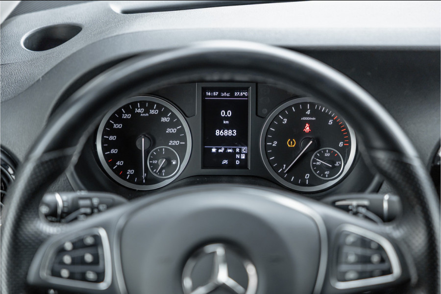Mercedes-Benz Vito 119 CDI Extra Lang DC | AMG | Marge | BTW Vrij | Camera | Navigatie | L+R Schuifdeur | CarPlay | Trekhaak | Lederen bekleding | Stoelverwarming | Nieuwe APK