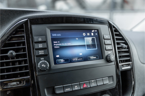 Mercedes-Benz Vito 119 CDI Extra Lang DC | AMG | Marge | BTW Vrij | Camera | Navigatie | L+R Schuifdeur | CarPlay | Trekhaak | Lederen bekleding | Stoelverwarming | Nieuwe APK