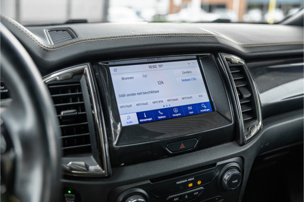 Ford Ranger 2.0 EcoBlue Wildtrak | 3500 KG | Bi-Xenon | Camera | Navigatie | Trekhaak | Cruise control | DAB | Stoelverwarming | Lederen bekleding | Orig. NL auto | Nieuwe APK
