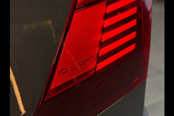 Volkswagen Tiguan 1.5 TSI 3X R-LINE |PANO|HuD|IQ LIGHTS|ACC|LANE ASSIST|CARPLAY|TREKHAAK|SFEERVERLICHTING|20 INCH|2021|BOMVOL!