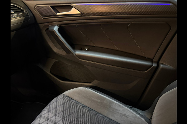 Volkswagen Tiguan 1.5 TSI 3X R-LINE |PANO|HuD|IQ LIGHTS|ACC|LANE ASSIST|CARPLAY|TREKHAAK|SFEERVERLICHTING|20 INCH|2021|BOMVOL!