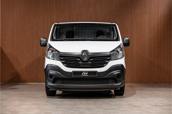 Renault Trafic 1.6 dCi L2H1 | Navigatie | Trekhaak | Airco | Cruise control | Bluetooth | Elek ramen | Nieuwe APK | Orig. NL auto