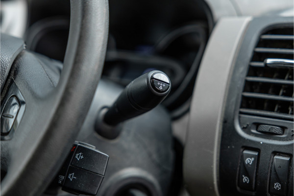 Renault Trafic 1.6 dCi L2H1 | Navigatie | Trekhaak | Airco | Cruise control | Bluetooth | Elek ramen | Nieuwe APK | Orig. NL auto