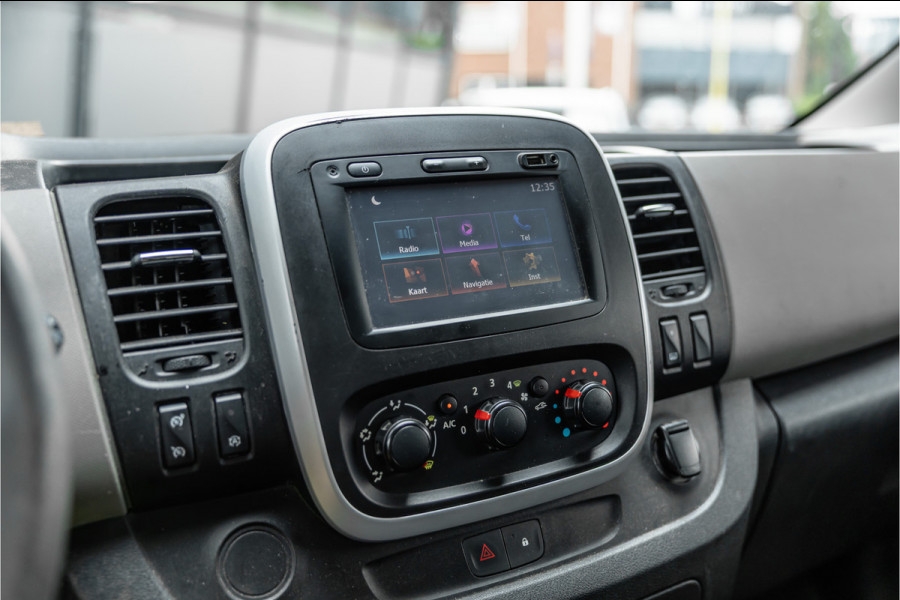 Renault Trafic 1.6 dCi L2H1 | Navigatie | Trekhaak | Airco | Cruise control | Bluetooth | Elek ramen | Nieuwe APK | Orig. NL auto