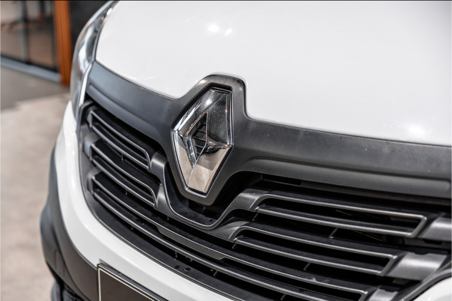 Renault Trafic 1.6 dCi L2H1 | Navigatie | Trekhaak | Airco | Cruise control | Bluetooth | Elek ramen | Nieuwe APK | Orig. NL auto