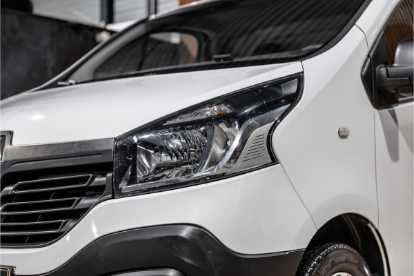 Renault Trafic 1.6 dCi L2H1 | Navigatie | Trekhaak | Airco | Cruise control | Bluetooth | Elek ramen | Nieuwe APK | Orig. NL auto