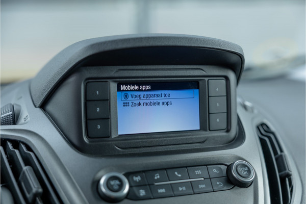 Ford Transit Courier 1.0 100 PK | Benzine | Navigatie | CarPlay | PDC | Stoelverwarming | Cruise control | MF Stuur | Airco | Nieuwe APK | Dealer onderhouden