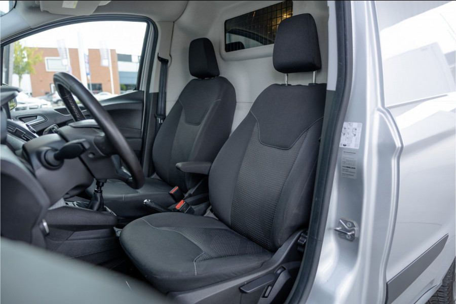 Ford Transit Courier 1.0 100 PK | Benzine | Navigatie | CarPlay | PDC | Stoelverwarming | Cruise control | MF Stuur | Airco | Nieuwe APK | Dealer onderhouden