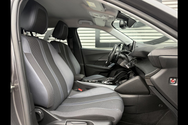 Peugeot 2008 1.2 PureTech Blue Lease Allure 2e Eigenaar|Navi|Camera|D-riem vv in 2025|i-Cockpit|Trekhaak|Cruise|Carplay|Clima|PDC V+A|Elek ramen|Nieuwe APK bij Aflevering