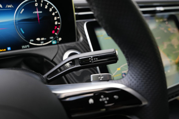 Mercedes-Benz E-Klasse 300 e Business Solution AMG Panoramadak DIGITAL LIGHT 360 Camera Adapt. Cruise Memory Trekhaak