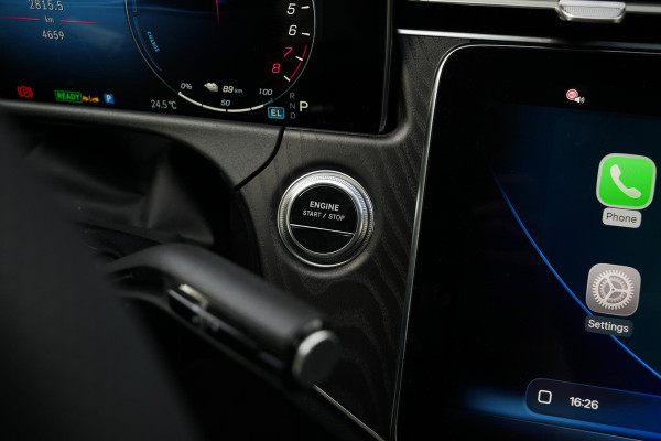 Mercedes-Benz E-Klasse 300 e Business Solution AMG Panoramadak DIGITAL LIGHT 360 Camera Adapt. Cruise Memory Trekhaak