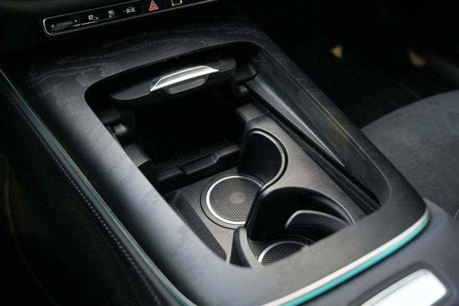 Mercedes-Benz E-Klasse 300 e Business Solution AMG Panoramadak DIGITAL LIGHT 360 Camera Adapt. Cruise Memory Trekhaak