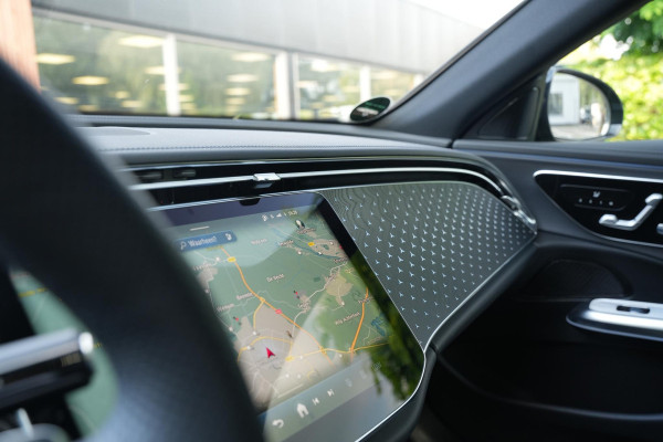 Mercedes-Benz E-Klasse 300 e Business Solution AMG Panoramadak DIGITAL LIGHT 360 Camera Adapt. Cruise Memory Trekhaak