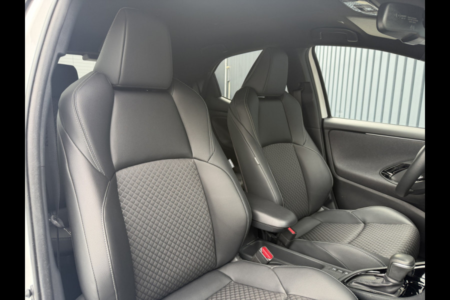 Toyota Yaris 1.5 Hybrid Executive / Bi tone | FACELIFT | 10 jr GARNTIE | Rijklaar!!!