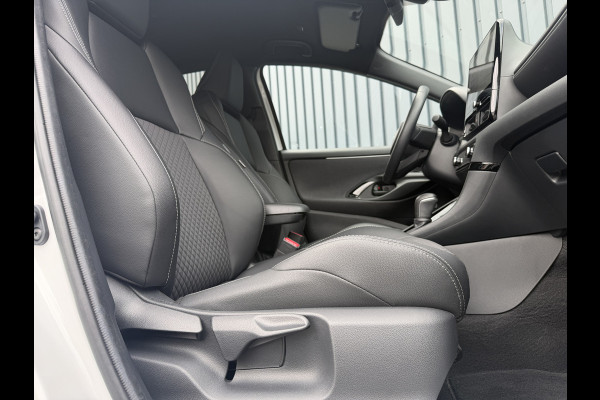 Toyota Yaris 1.5 Hybrid Executive / Bi tone | FACELIFT | 10 jr GARNTIE | Rijklaar!!!