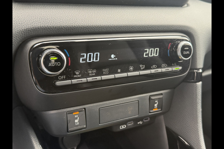 Toyota Yaris 1.5 Hybrid Executive / Bi tone | FACELIFT | 10 jr GARNTIE | Rijklaar!!!