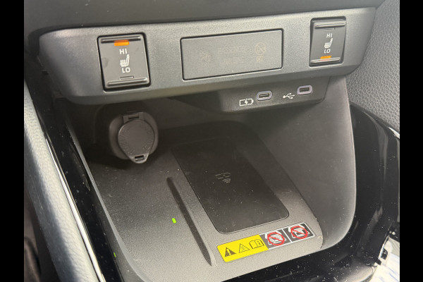 Toyota Yaris 1.5 Hybrid Executive / Bi tone | FACELIFT | 10 jr GARNTIE | Rijklaar!!!