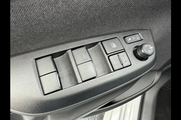 Toyota Yaris 1.5 Hybrid Executive / Bi tone | FACELIFT | 10 jr GARNTIE | Rijklaar!!!