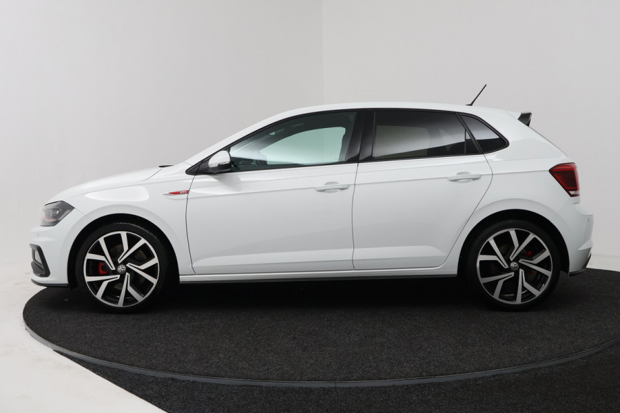 Volkswagen Polo 2.0 TSI GTI (STOELVERWARMING, DIGITALE COCKPIT, CRUISE ADAPTIEF)