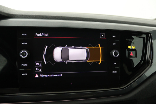 Volkswagen Polo 2.0 TSI GTI (STOELVERWARMING, DIGITALE COCKPIT, CRUISE ADAPTIEF)