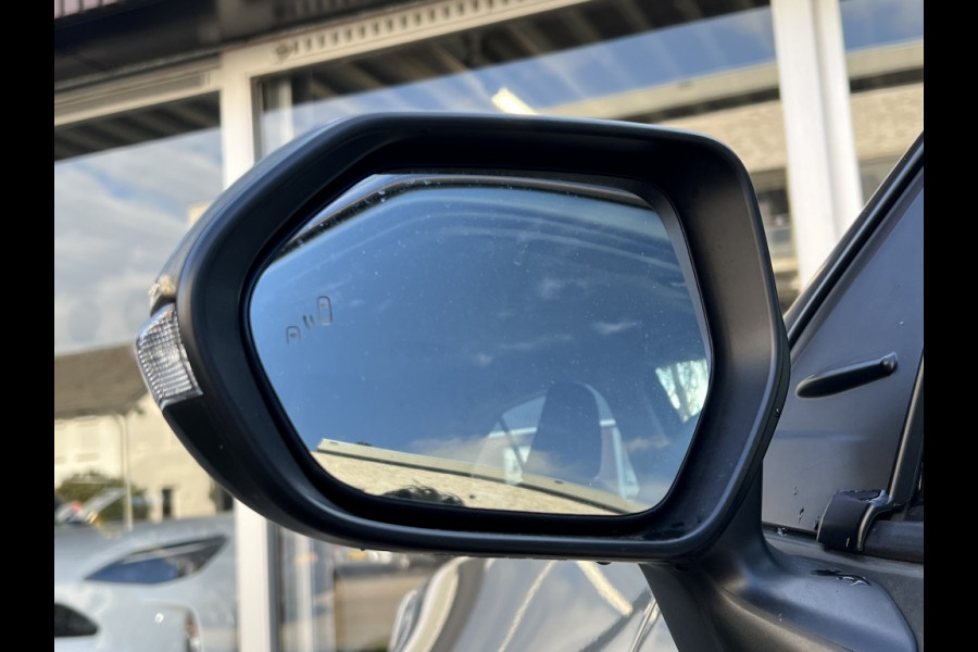 Toyota Yaris Cross 1.5 Hybrid 116 Active Comfort Pack | Dodehoekherkenning, Parkeersensoren, Stoel + Stuurverwarming, Lichtmetalen velgen