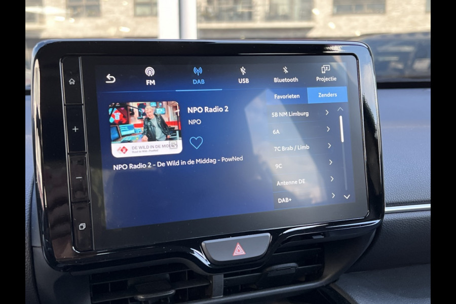 Toyota Yaris Cross 1.5 Hybrid 116 Active Comfort Pack | Dodehoekherkenning, Parkeersensoren, Stoel + Stuurverwarming, Lichtmetalen velgen