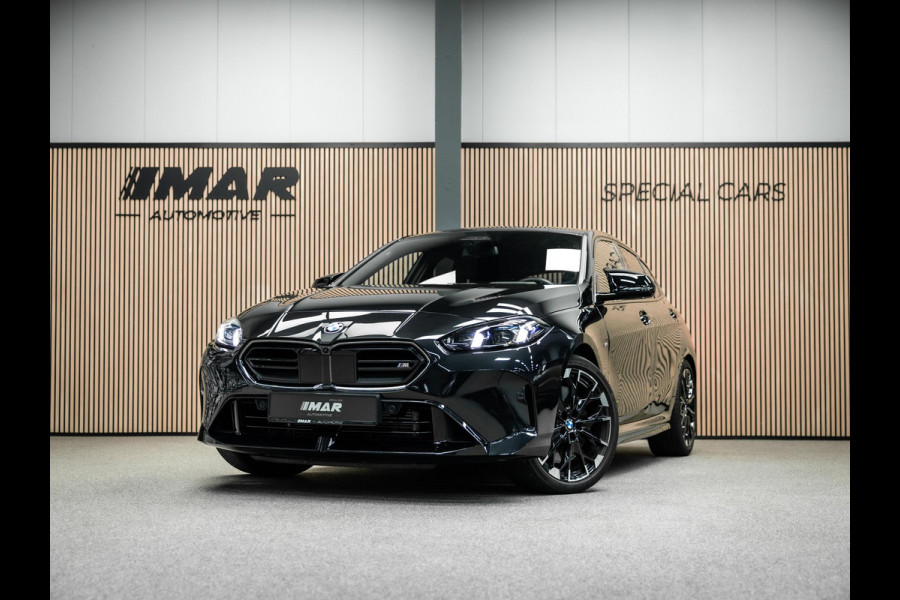BMW 1-serie M135 xDrive Vol uitgevoerde BMW 135i