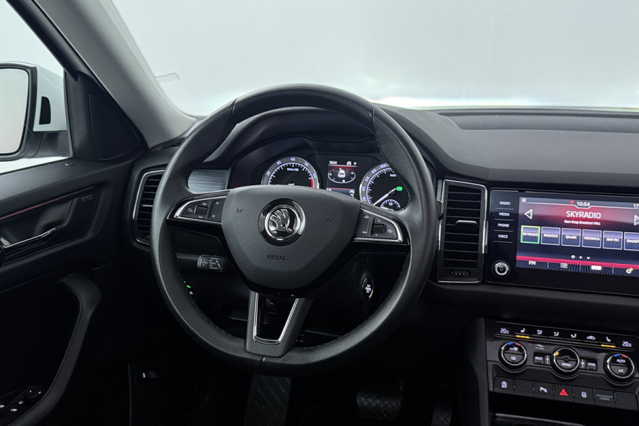 Škoda Kodiaq 1.5 TSI Limited Business Edition (TREKHAAK AFNEEMBAAR, CANTON, STOELVERWARMING, CAMERA, CRUISE ADAPTIEF)