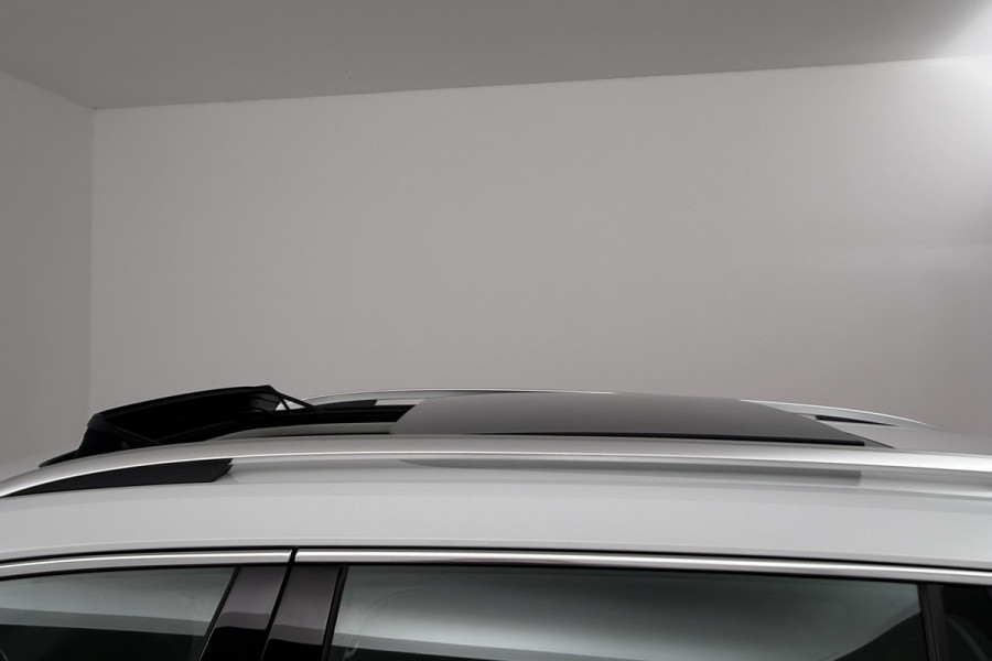 Škoda Kodiaq 1.5 TSI Limited Business Edition (TREKHAAK AFNEEMBAAR, CANTON, STOELVERWARMING, CAMERA, CRUISE ADAPTIEF)