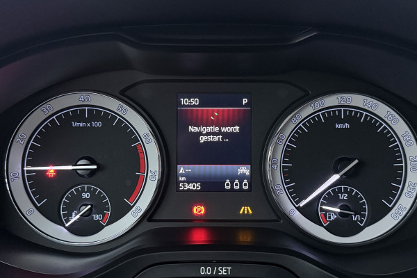 Škoda Kodiaq 1.5 TSI Limited Business Edition (TREKHAAK AFNEEMBAAR, CANTON, STOELVERWARMING, CAMERA, CRUISE ADAPTIEF)