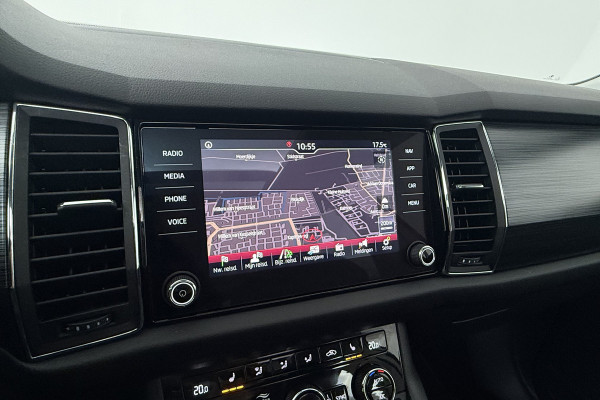 Škoda Kodiaq 1.5 TSI Limited Business Edition (TREKHAAK AFNEEMBAAR, CANTON, STOELVERWARMING, CAMERA, CRUISE ADAPTIEF)