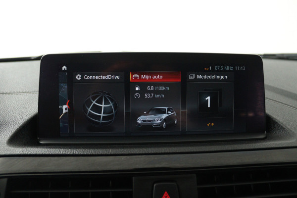 BMW 1-serie 118i Corporate Lease High Executive (ELEKT. STOELEN, STOELVERWARMING, LED, GROOT-NAVIGATIE, DEALER ONDERHOUDEN)