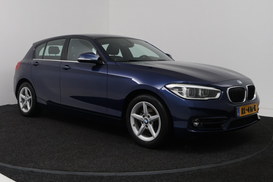 BMW 1-serie 118i Corporate Lease High Executive (ELEKT. STOELEN, STOELVERWARMING, LED, GROOT-NAVIGATIE, DEALER ONDERHOUDEN)
