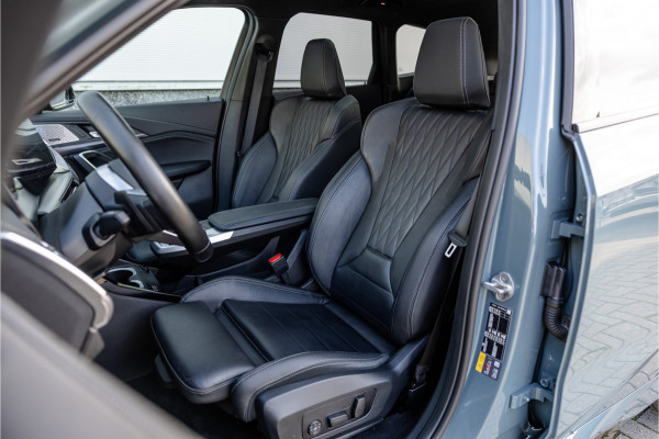 BMW X1 xDrive30e M Sport Pano / Leder / Harman Kardon / 360 camera / Head-up / Massage stoel /