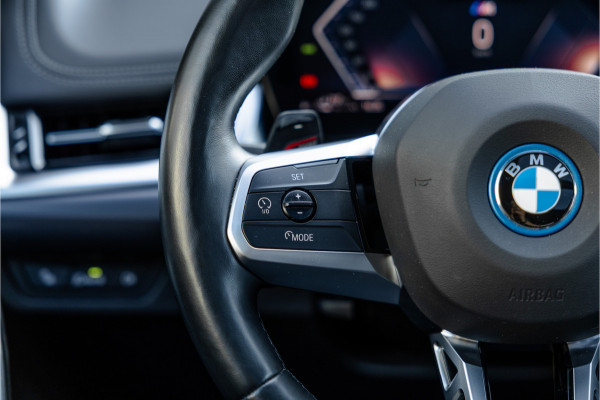 BMW X1 xDrive30e M Sport Pano / Leder / Harman Kardon / 360 camera / Head-up / Massage stoel /
